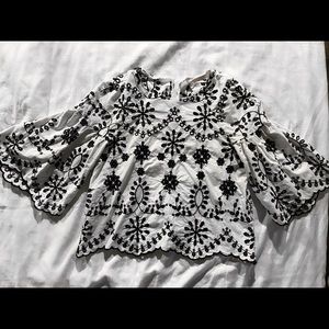 Black $ white floral blouse